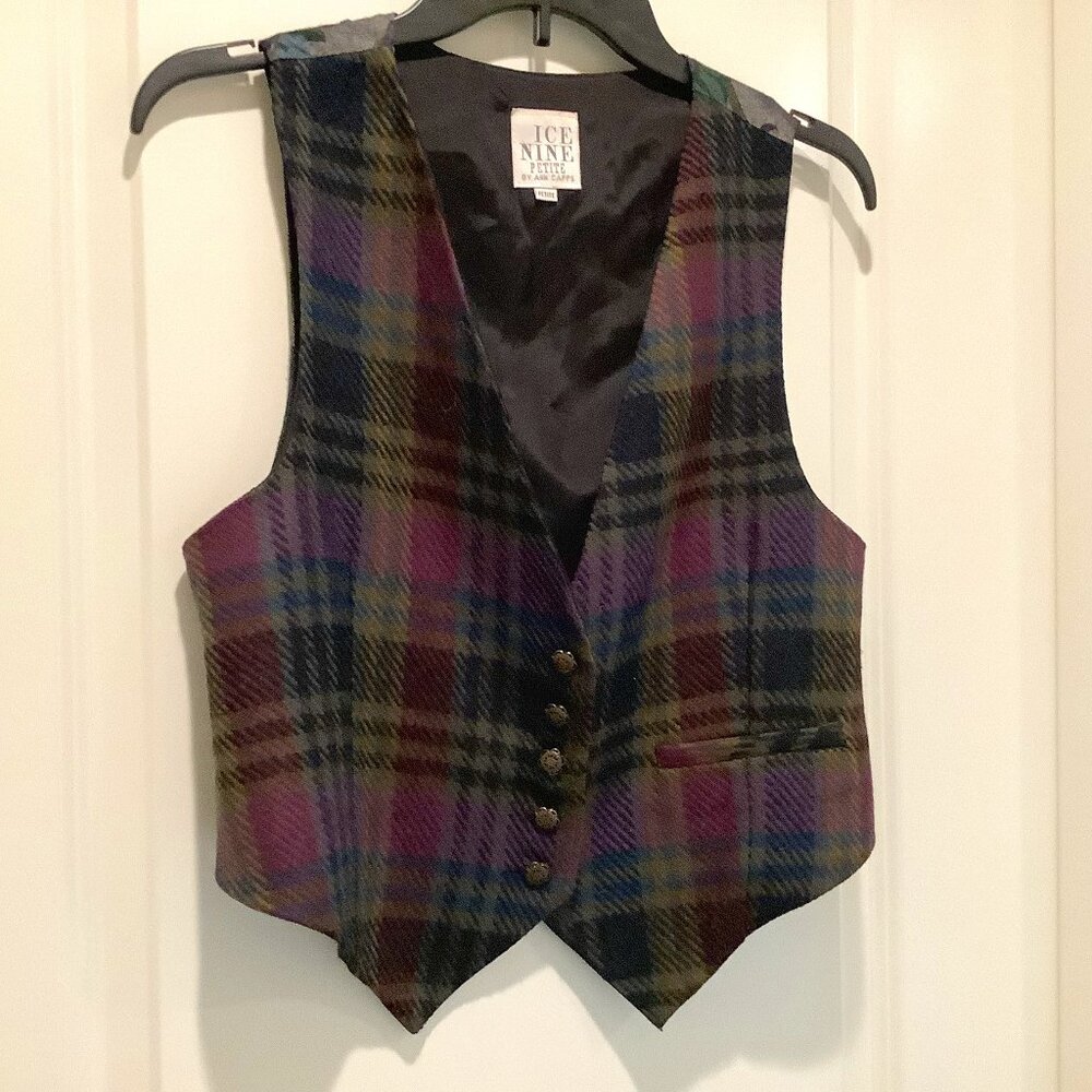 Ice Nine Petite Vest, size petite
